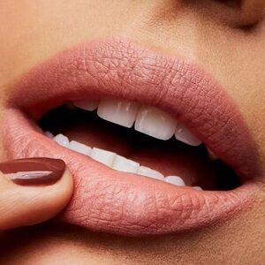 MAC Matte Lipstick  616 Taupe